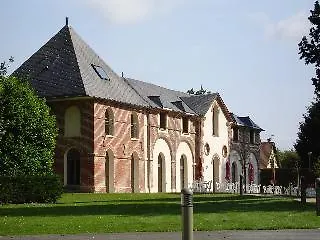 Le Chateau De Pretreville Hotel