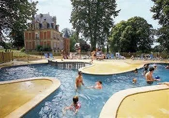 מלון Le Chateau De Pretreville 3*